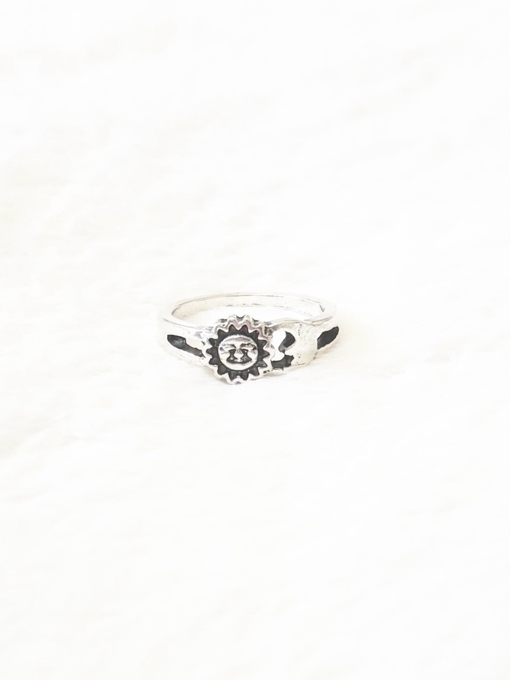5/$15 🩷 MUST BUNDLE Sunburst & Moon Silver Tone Women's Ring